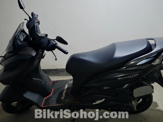 Suzuki Burgman 125